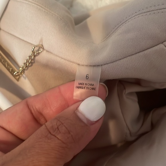 T TAHARI Chic Double-Breasted Blazer - Picture 16 of 16